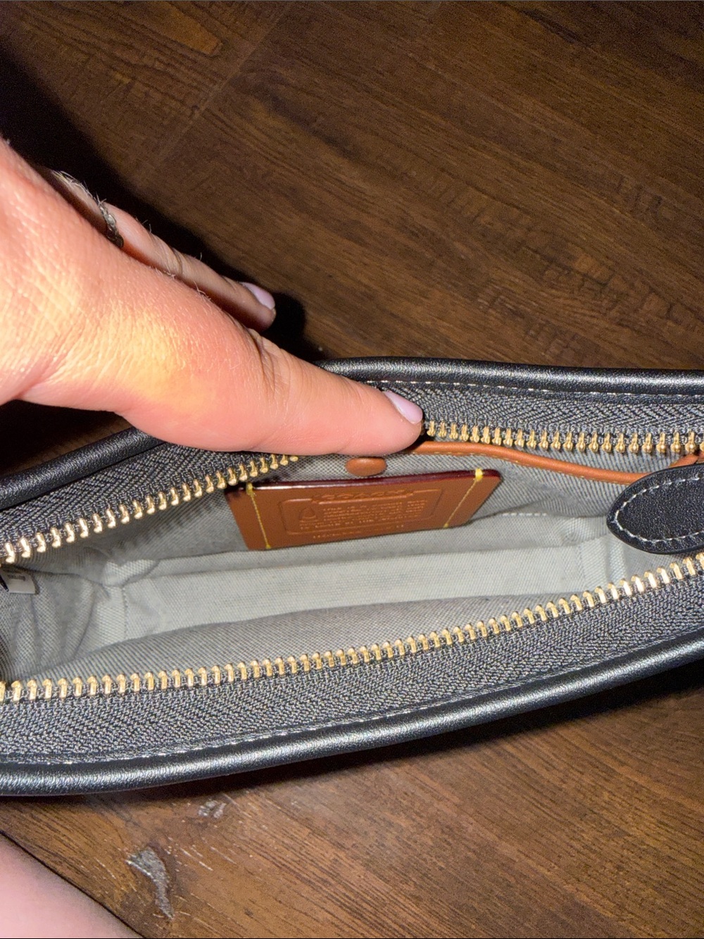 Coach Curve Zip Shoulder Bag - Picture 6 of 11
